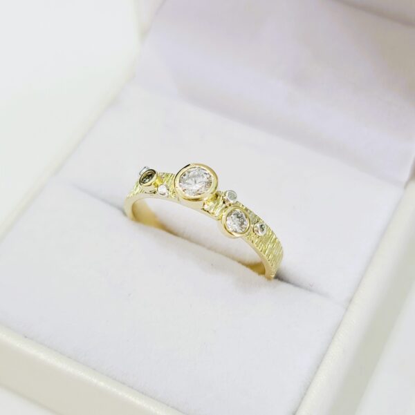 Anillo Croacia en oro
