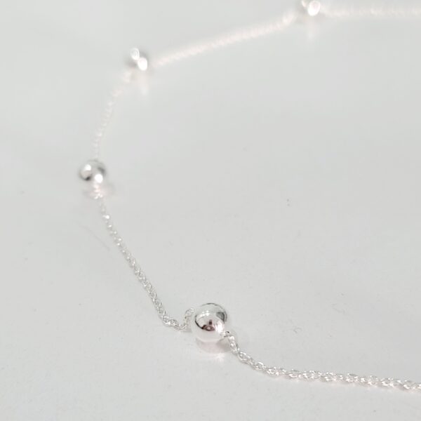 Cadena con perlas plata